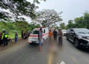 Polisi Olah TKP Laka Lantas, Dua Pemotor Nyawa Melayang Gondanglegi